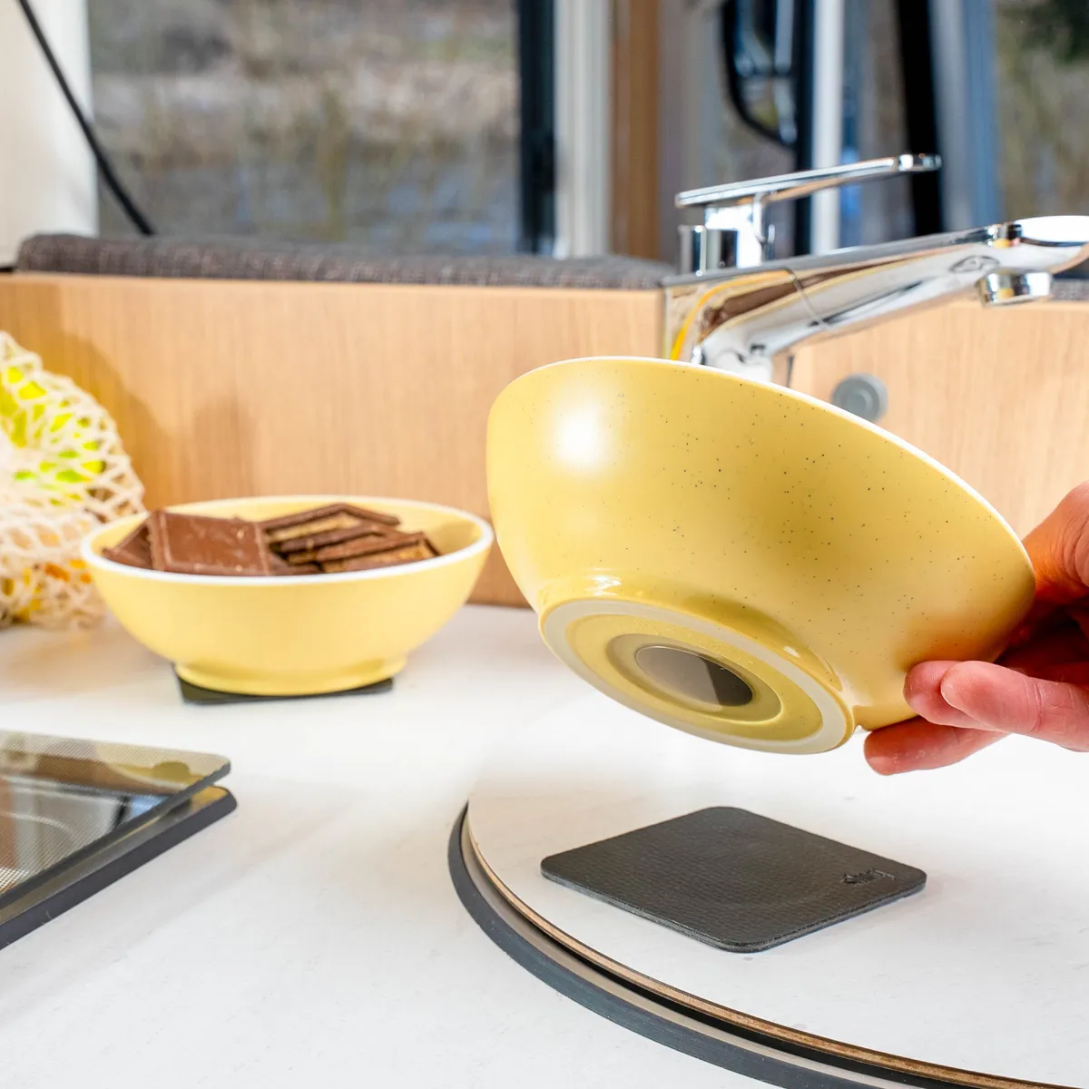 Magnetic plastic tableware set DOLOMIT YELLOW product image