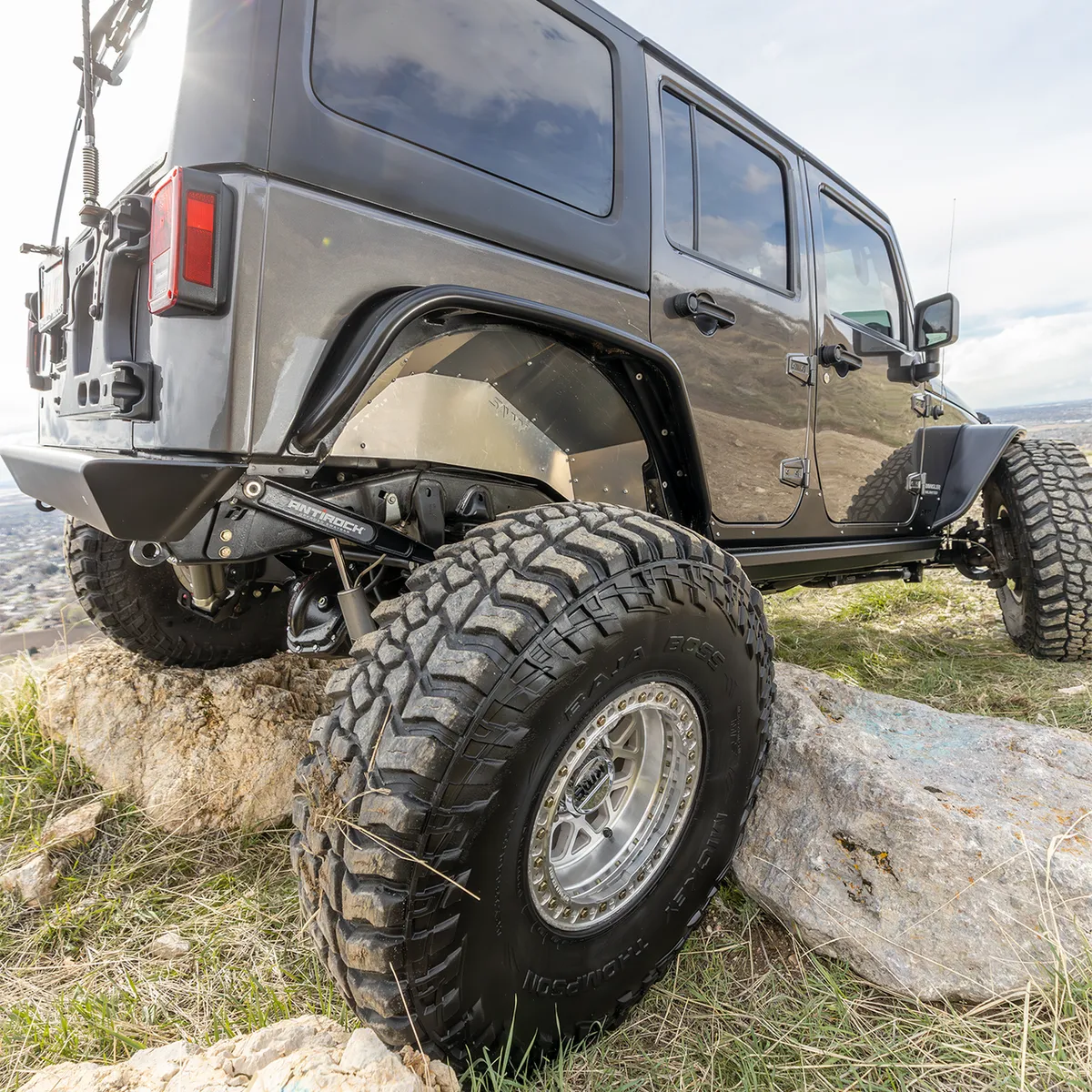 0718 Wrangler Rear Fender Inner Liner Raw product image
