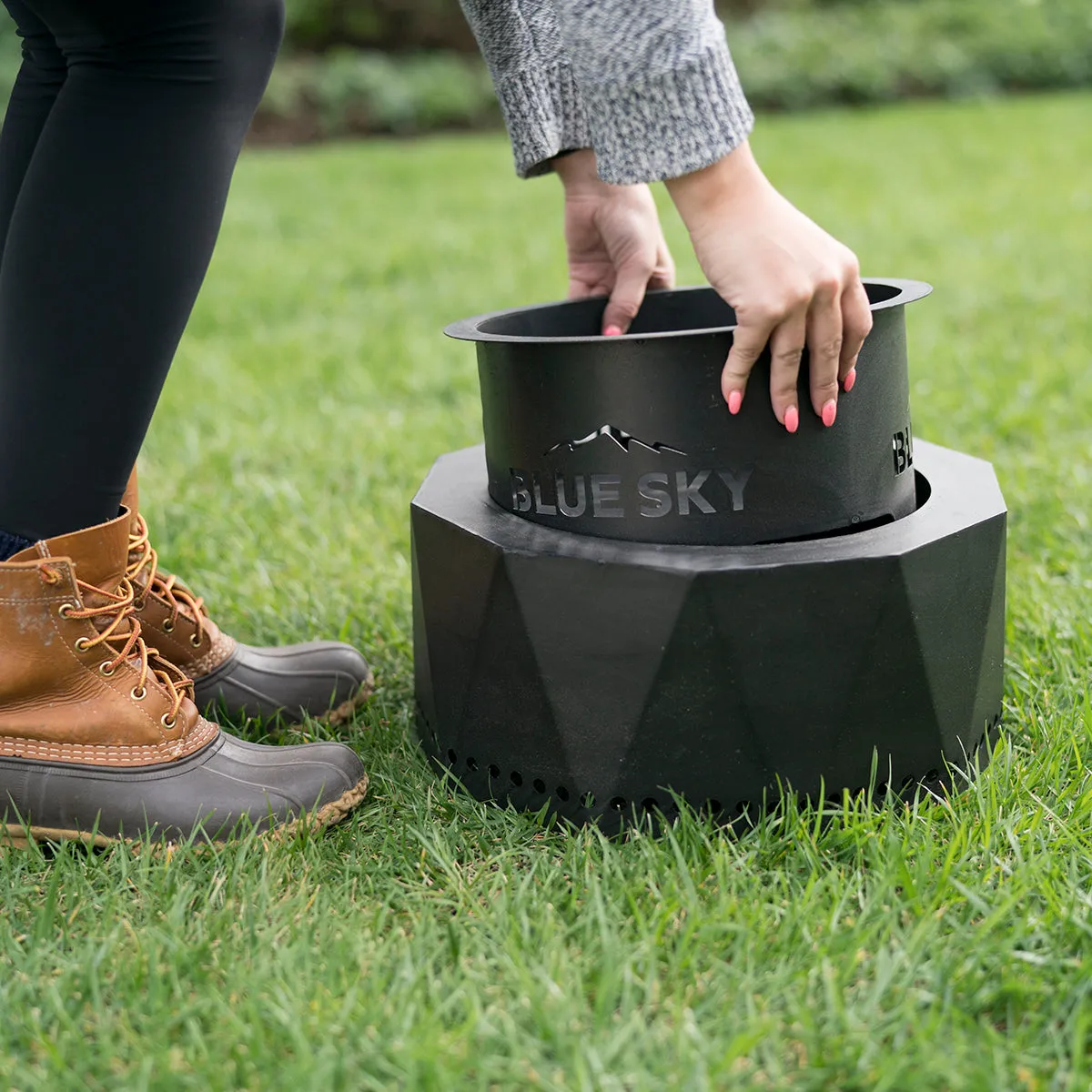 The Ridge Portable High Efficiency Pellet Fire Pit Black product image