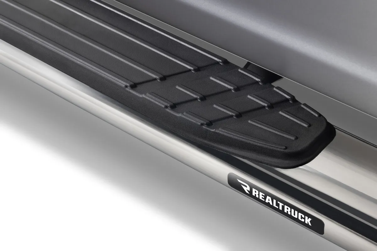 Go Rhino 684415587PS - 4 OE Xtreme SideSteps With Mounting Bracket Kit - Polished Stainless Steel product image