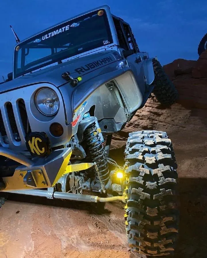 Dana/Spicer "Ultimate Dana 60" Steerable Knuckle Pod Light Mounts product image