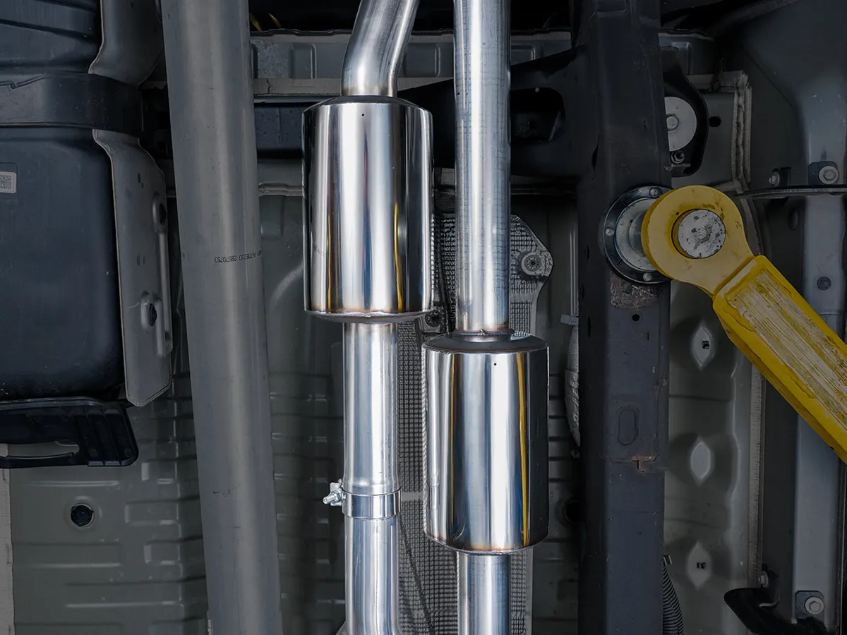 AWE 0FG Catback Split Rear Exit Exhaust for 4th Gen Silverado/Sierra 1500 6.2L (with bumper cutouts) - OE Tips product image