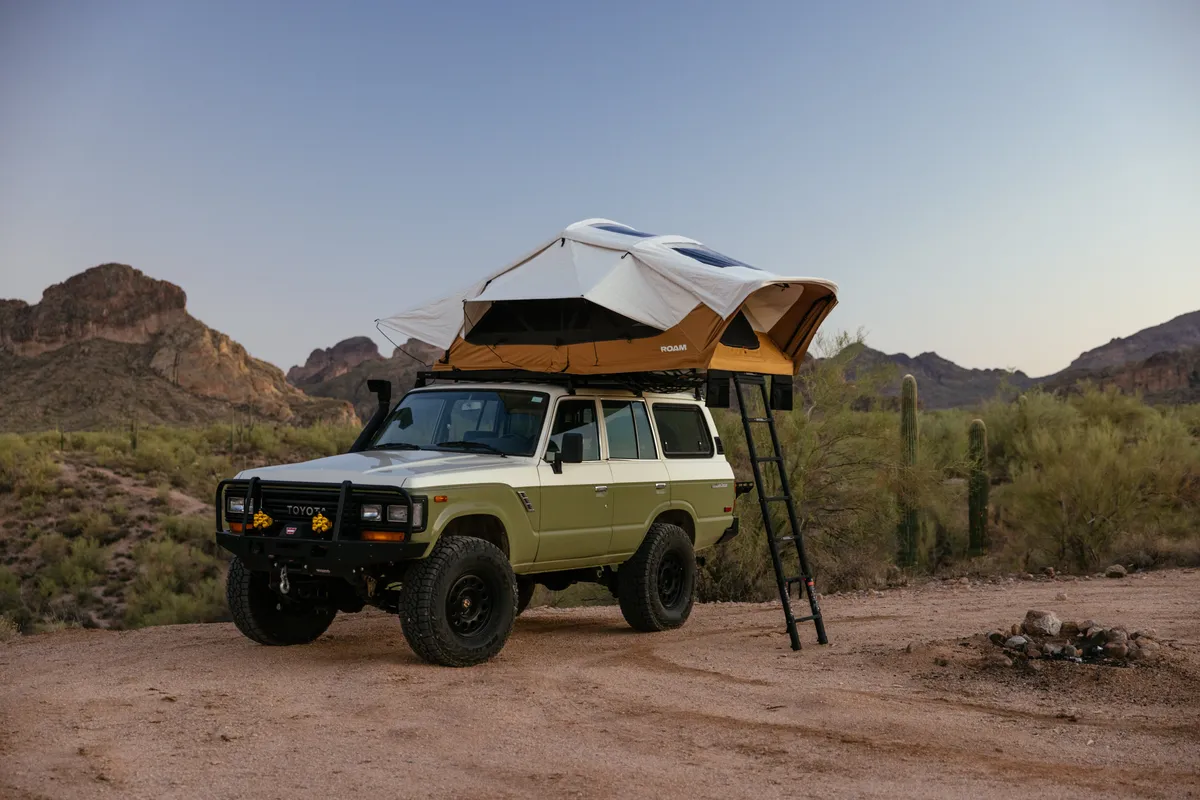 Vagabond 2.0 Xtra Large Rooftop Tent Black product image