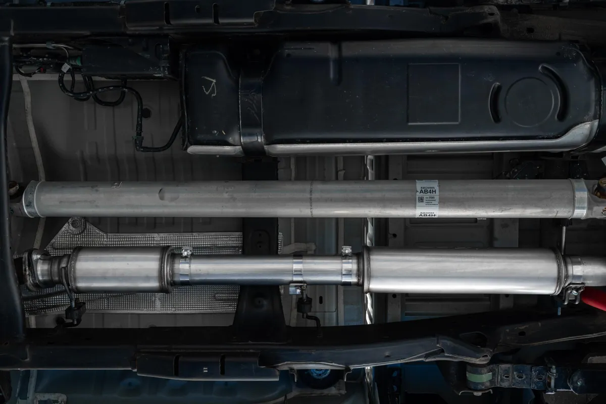 Armor Lite Cat Back Exhaust System; 4 in. Tubing; Single Side Exit; 5 in. Outlet Diameter Tips; Aluminized; product image