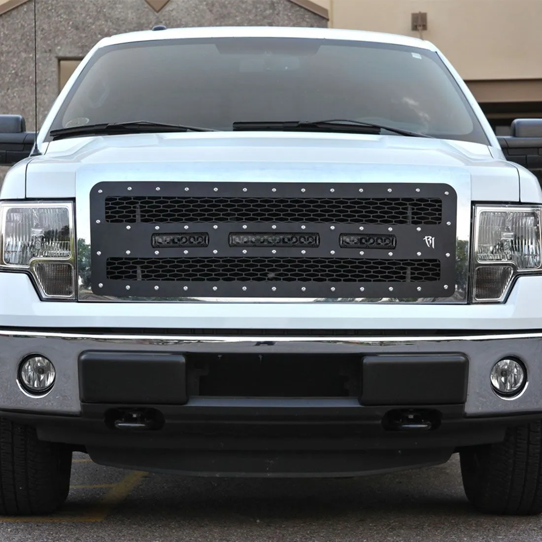 Rigid Industries 910213blk Sr-Series Pro Midnight Edition LED Light, Spot Optic, 10 Inch product image