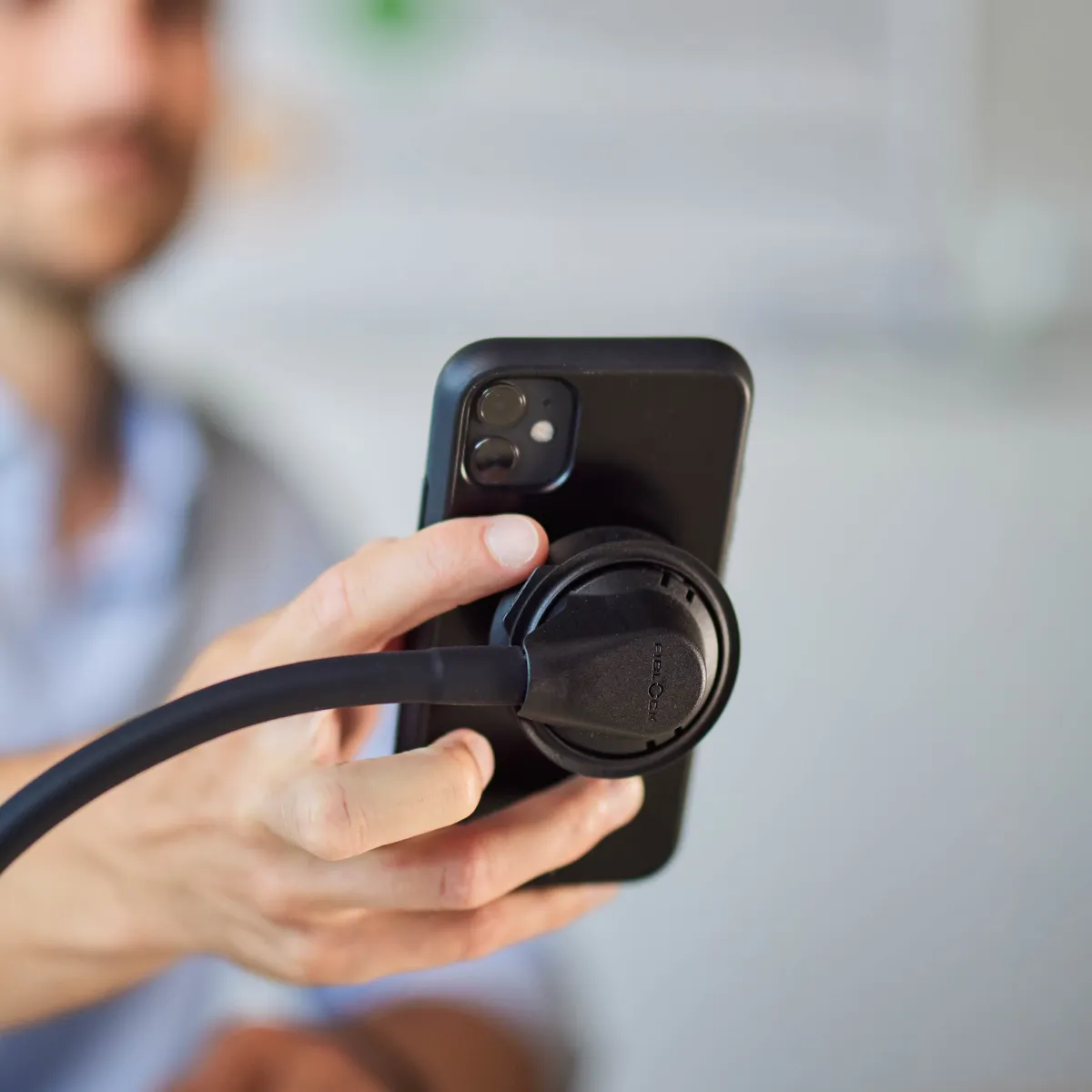 Magnet phone holder FIDLOCK VACUUM desk flex product image