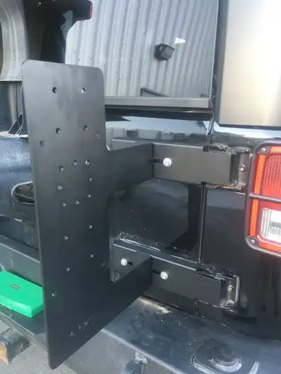 RotopaX 0718 Wrangler Rotopax Tailgate Mount