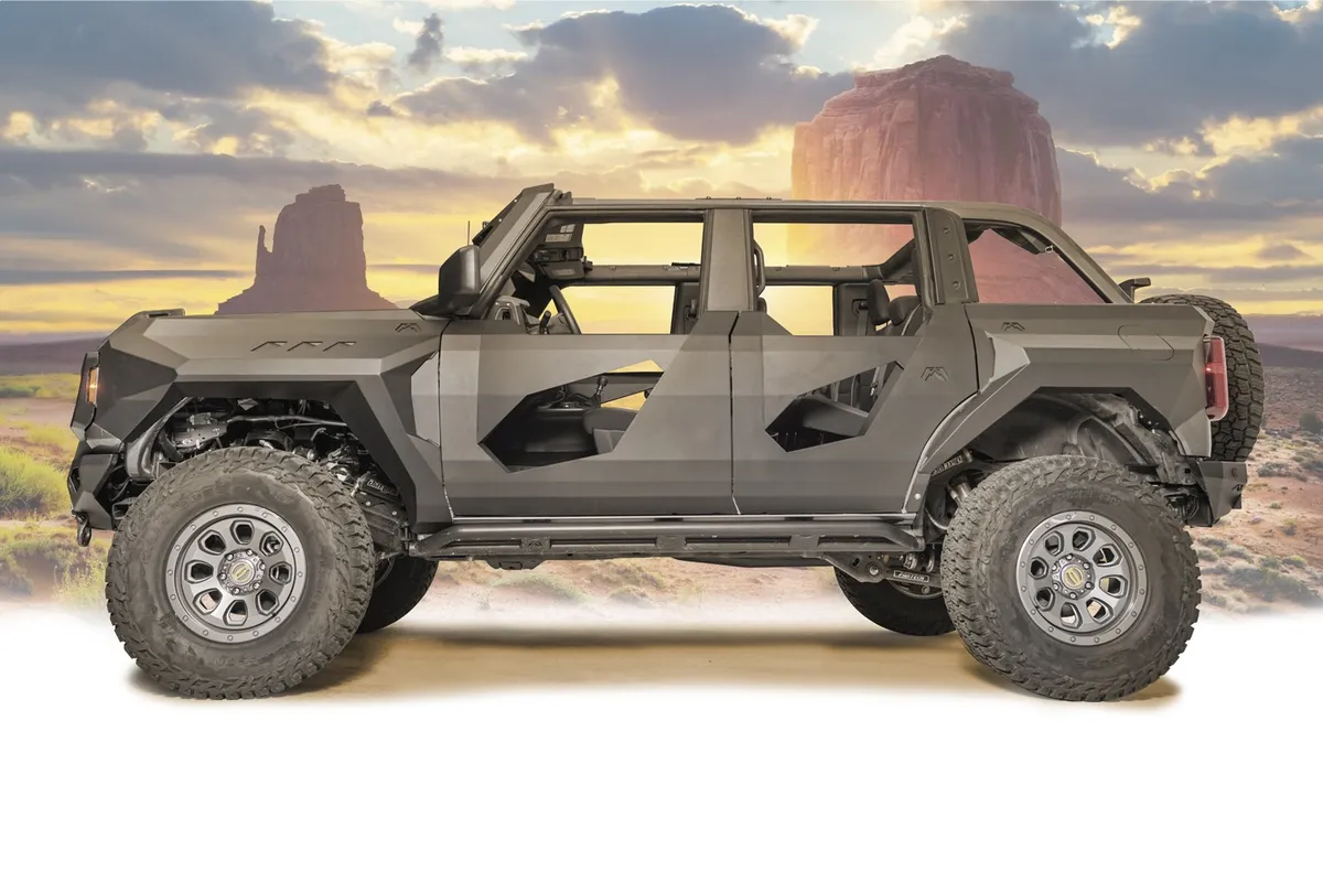 21c Bronco 4 Door Rear Fenders Matte Black product image