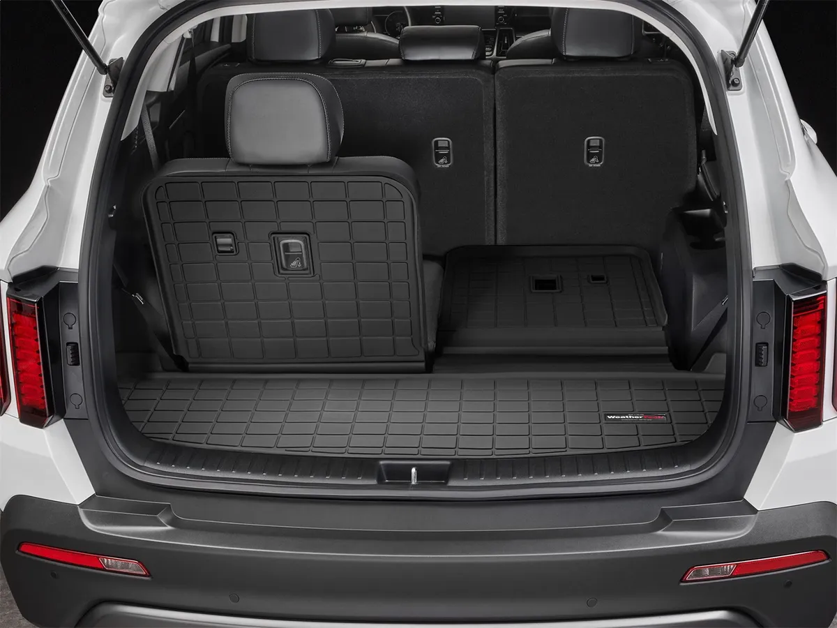 Cargo Liner; Black; Behind 3rd Row Seating; w/Seatback; product image