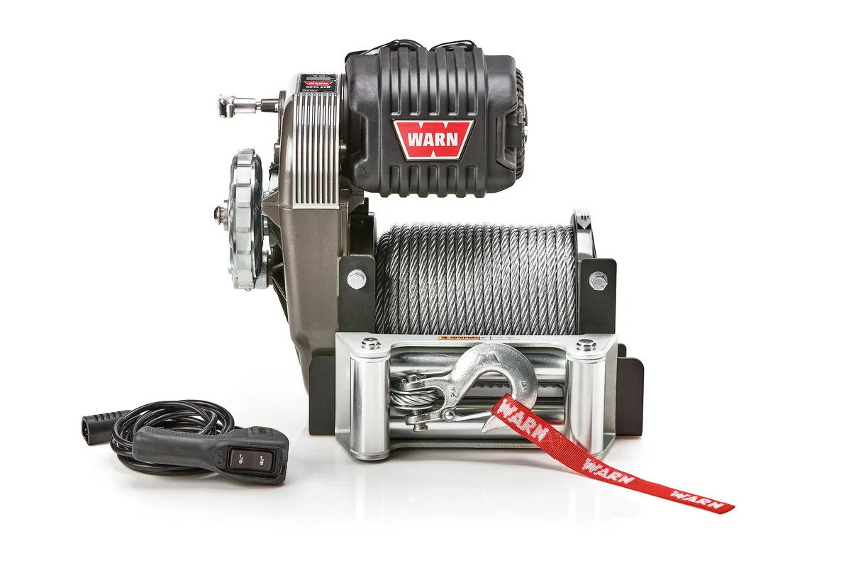 WARN - High-output 6HP motor for 10 000lb pulling capacity ; IP68 waterproof Albright electrical contactor ; 125ft of 3/8 diameter steel cable ; High-strengt product image
