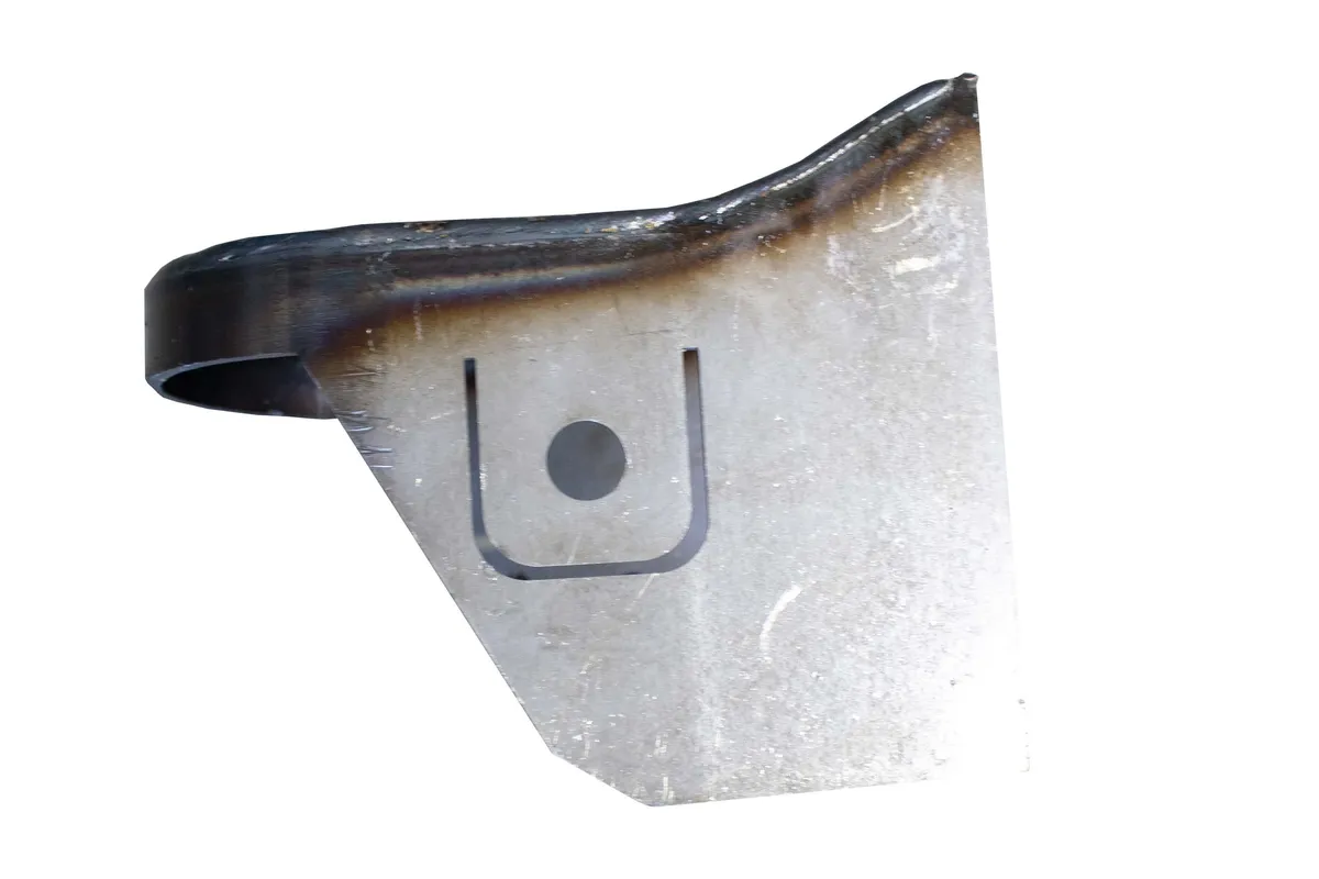 Rust Buster 1999-2013 Chevy Silverado & GMC Sierra 1500/2500 Front Cab Mount RB7324 product image