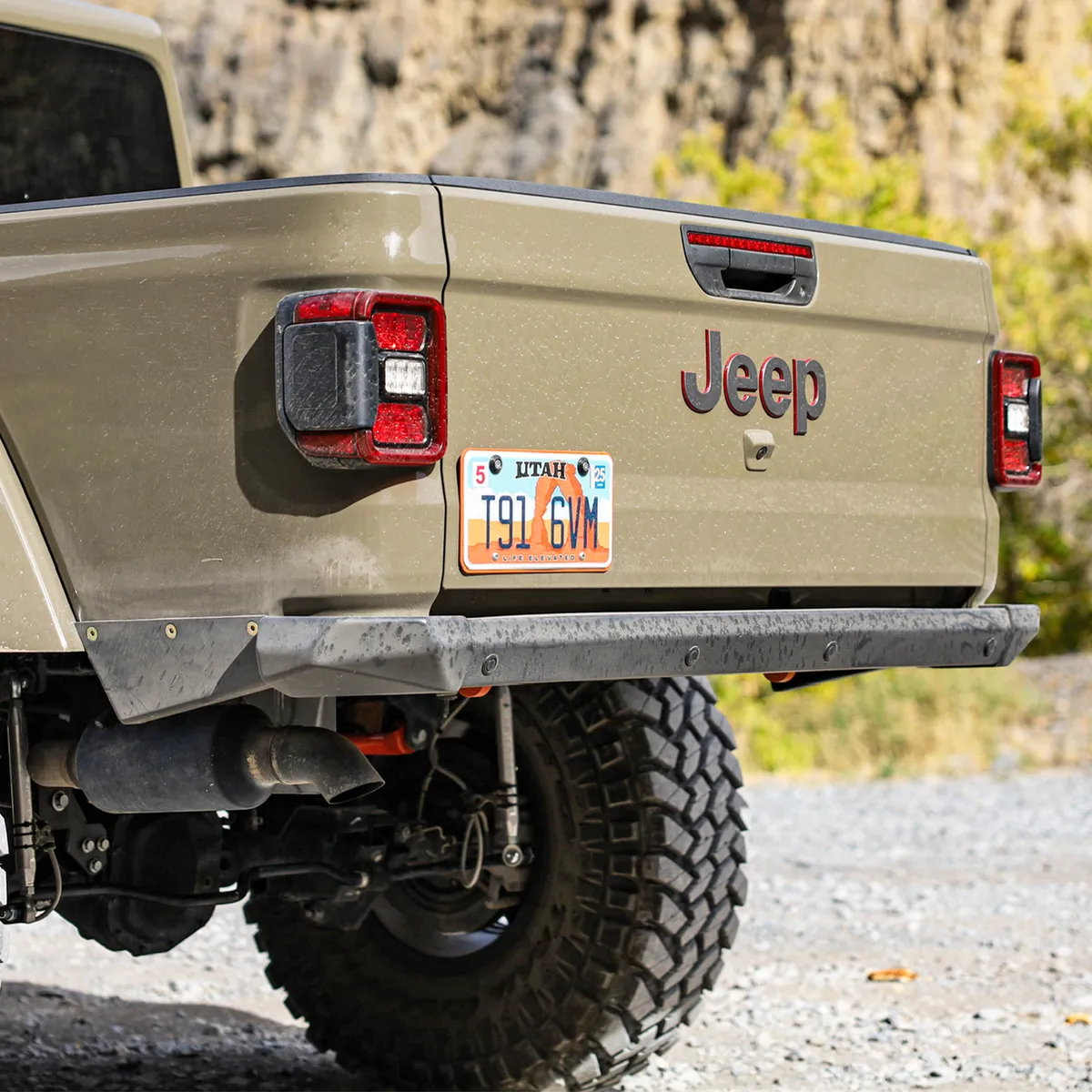 20c Gladiator Legacy Rear High Clearance Bumper Kit Raw product image