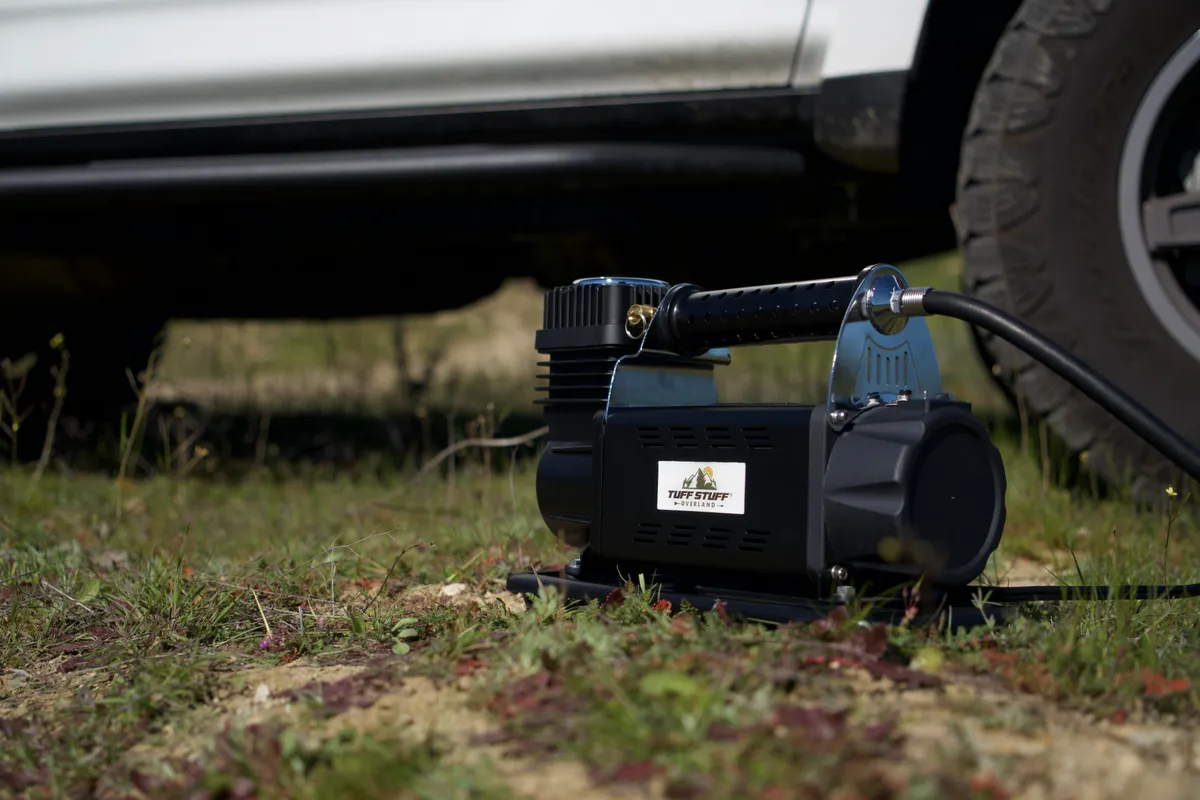 Tuff Stuff Overland Ts-7-1000 Tuff Air 160l Universal Compressor With Hose And Storage Bag product image