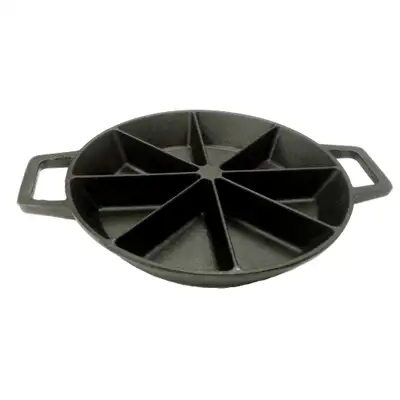 Bayou Classic 10-in Cast Iron Wedge Cornbread Skillet