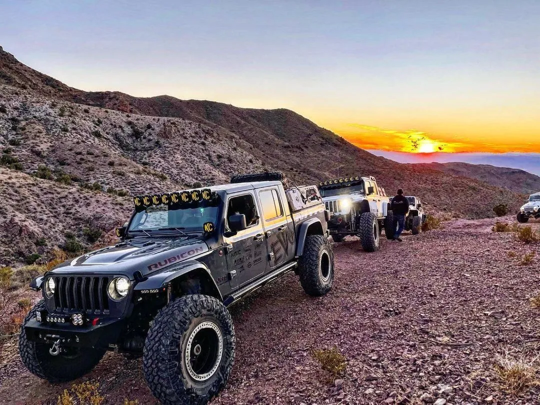 JT (Gas) 3-5 Inch Lift King 2.5 Inch Coilover Enforcer Pro Stage 4 Plus Jeep Gladiator product image