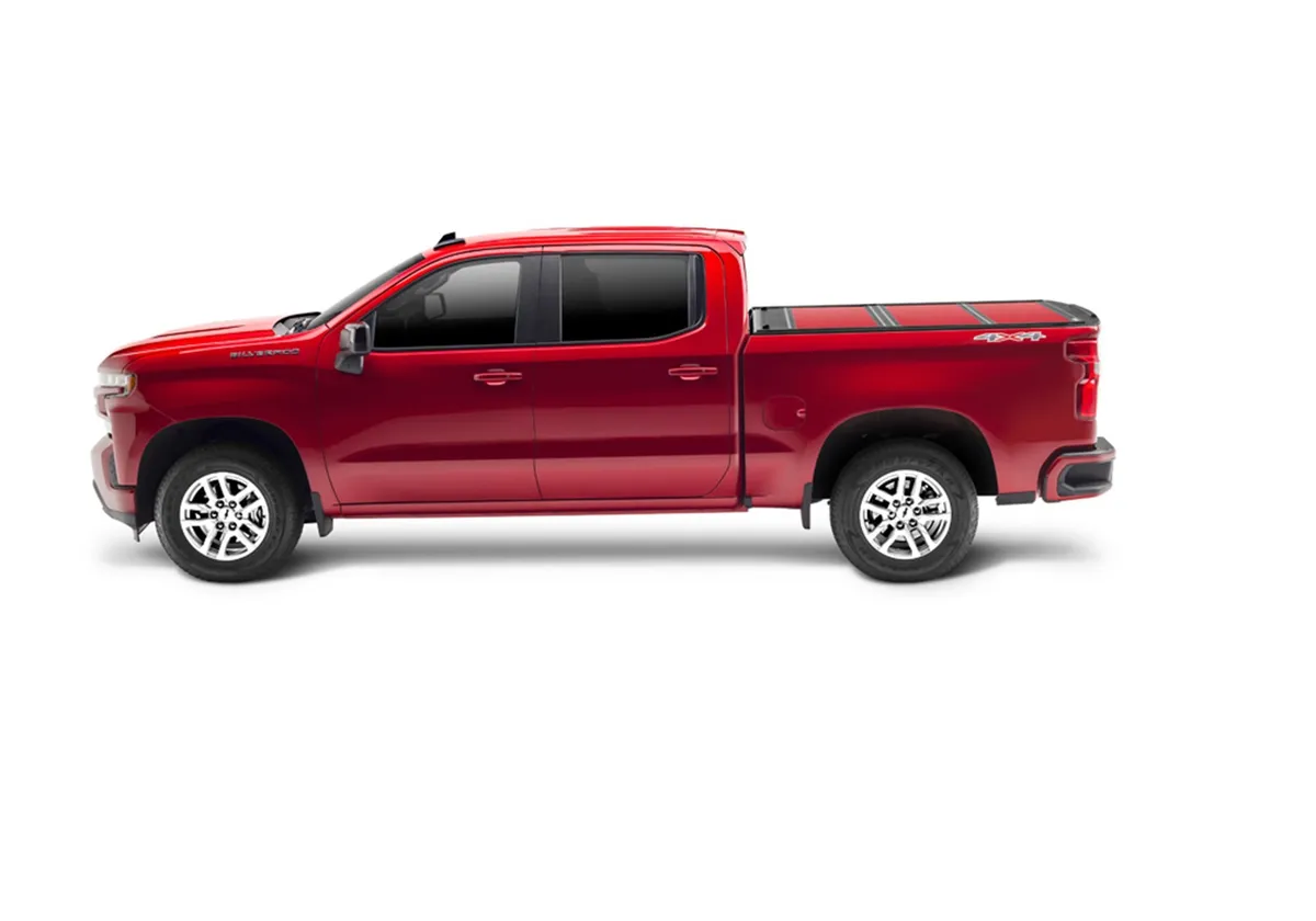 Fusion Tri-Fold Tonneau Cover; Quicksilver; Paint Code GAN; product image