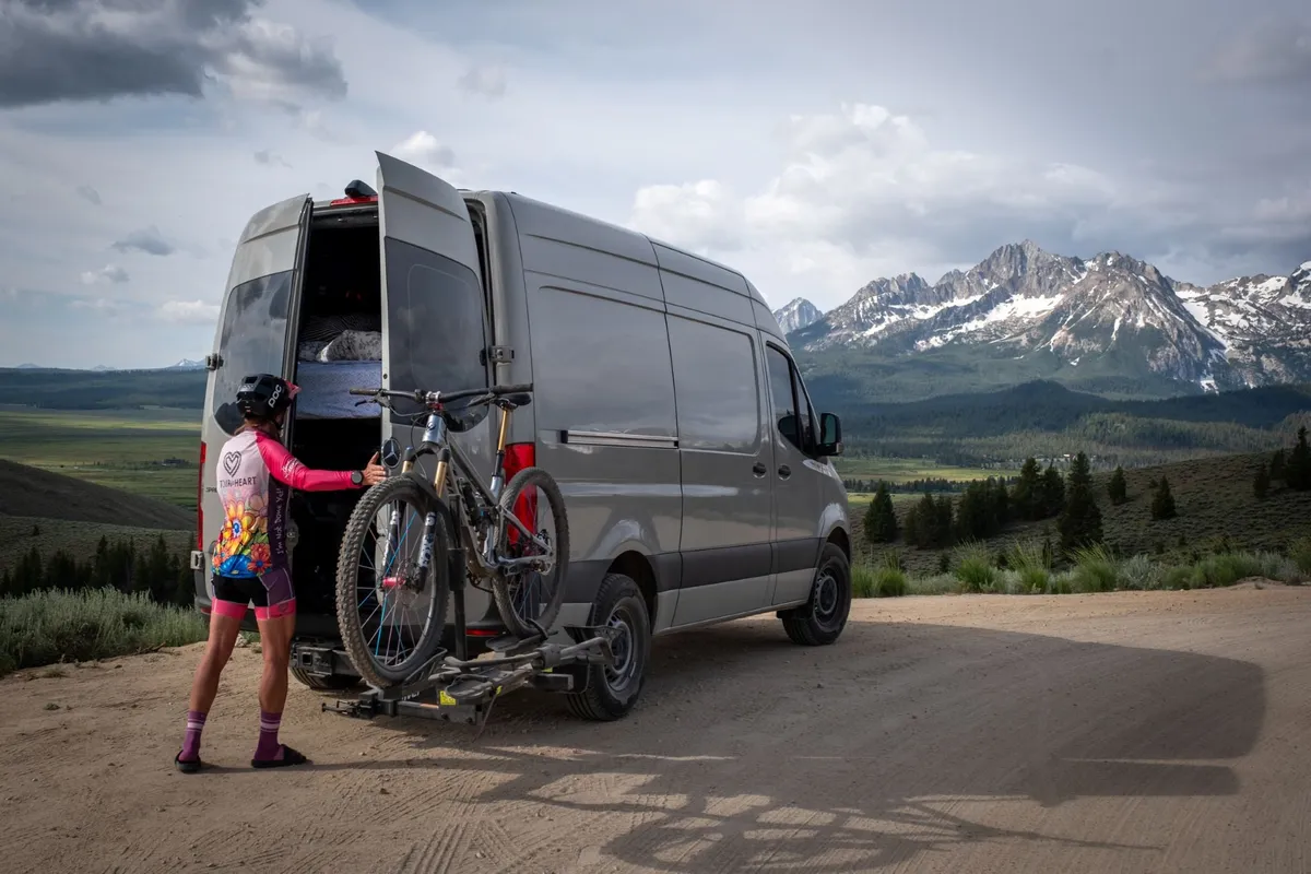 Swivel Hitch For Bike Carrier 300lb Capacity Fits Only 2in Receivers Swings Out product image