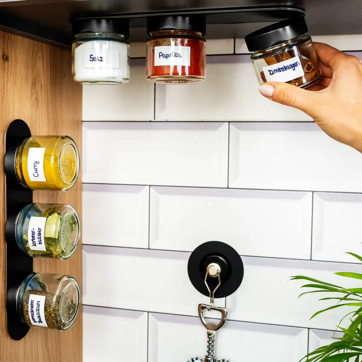 Magnetic Deli Jars Black & Classy 125 ml Including Black Ledge product image