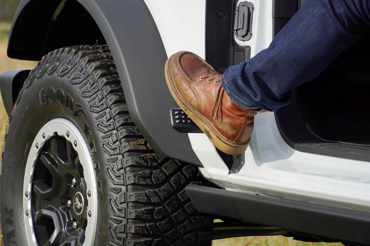 Ford Bronco | Foot Pegs product image