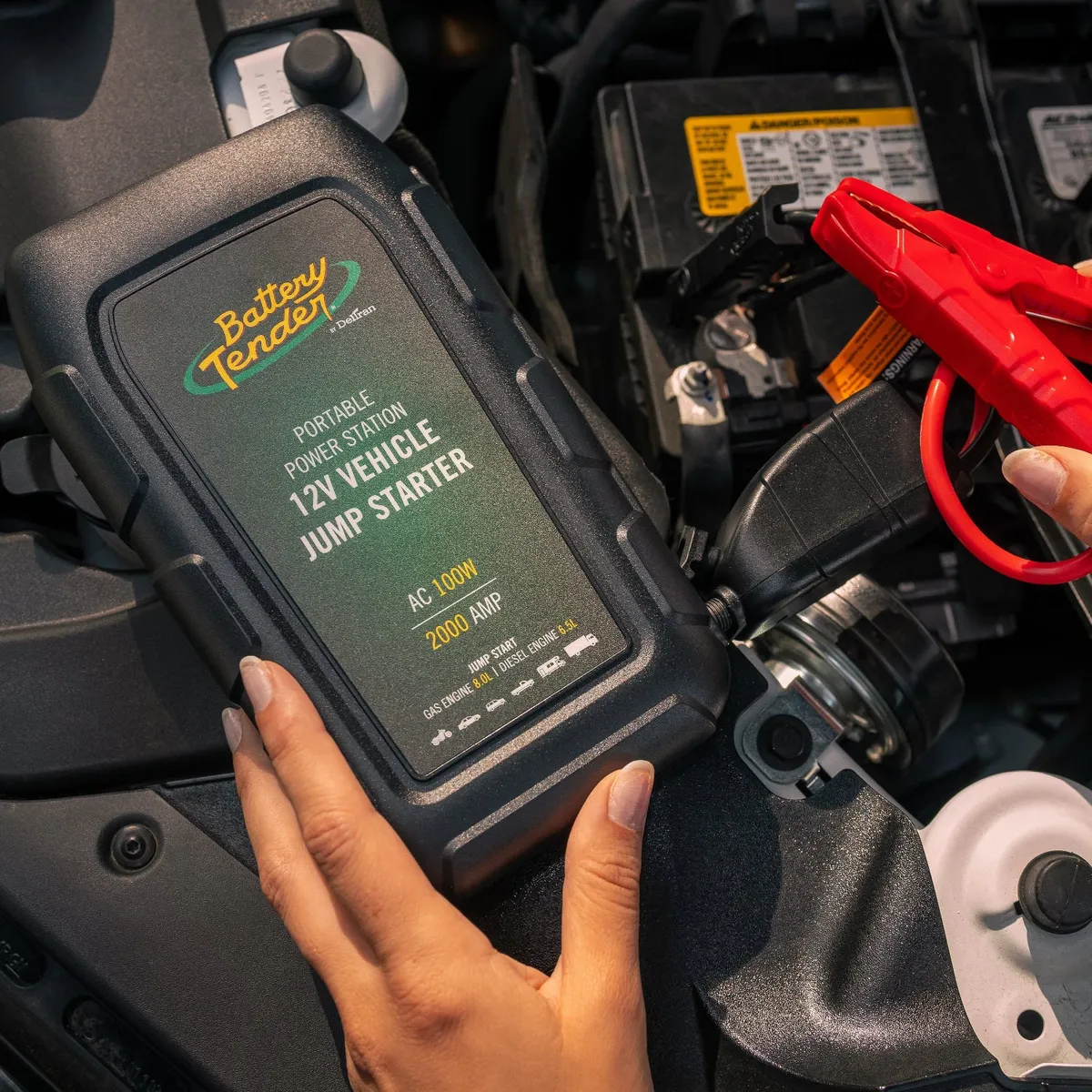 2000 AMP Power Station with 100 Watt Inverter product image