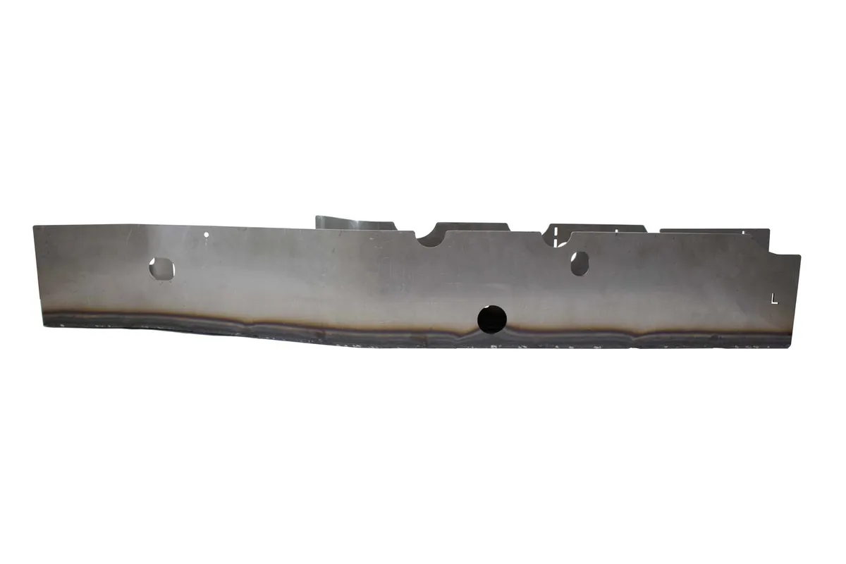2002-2006 Chevy Avalanche 2000-2006 Chevy Suburban And Gmc Yukon XL 2003-2006 Cadillac Escalade Ext And Esv Front Center Frame Section Right Side product image