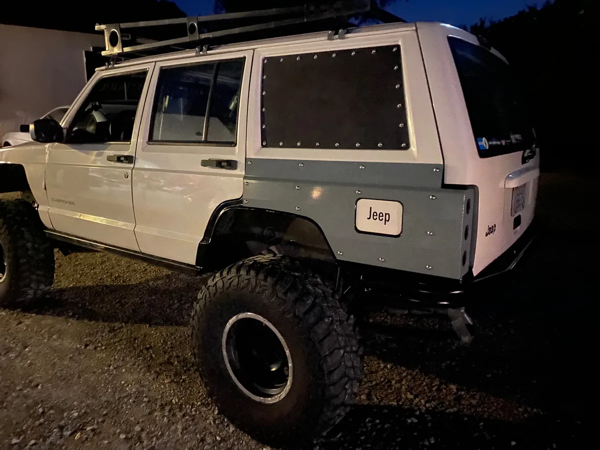 1984-2001 Jeep Cherokee XJ Molle Panel Rear Window Replacement Kit product image