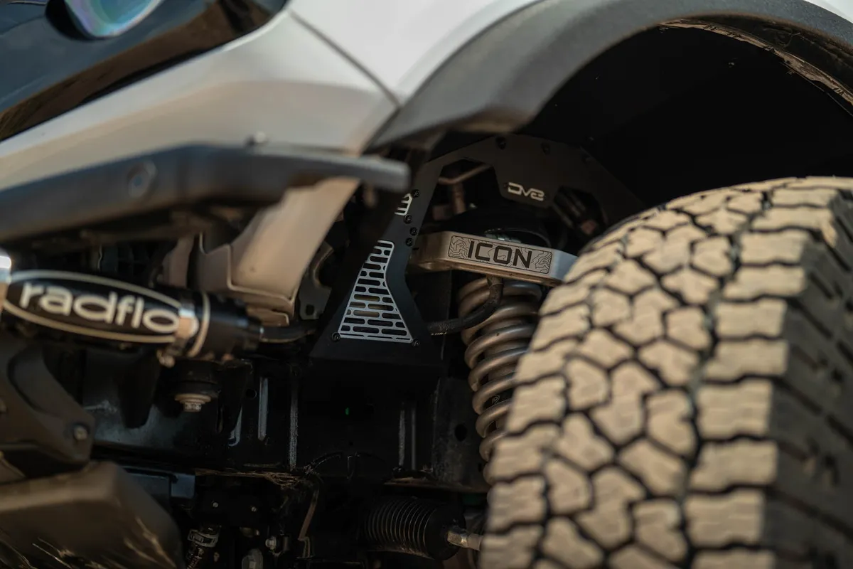 DV8 2021-2025 Ford Bronco Front Inner Fenders - INFEND-08FB product image