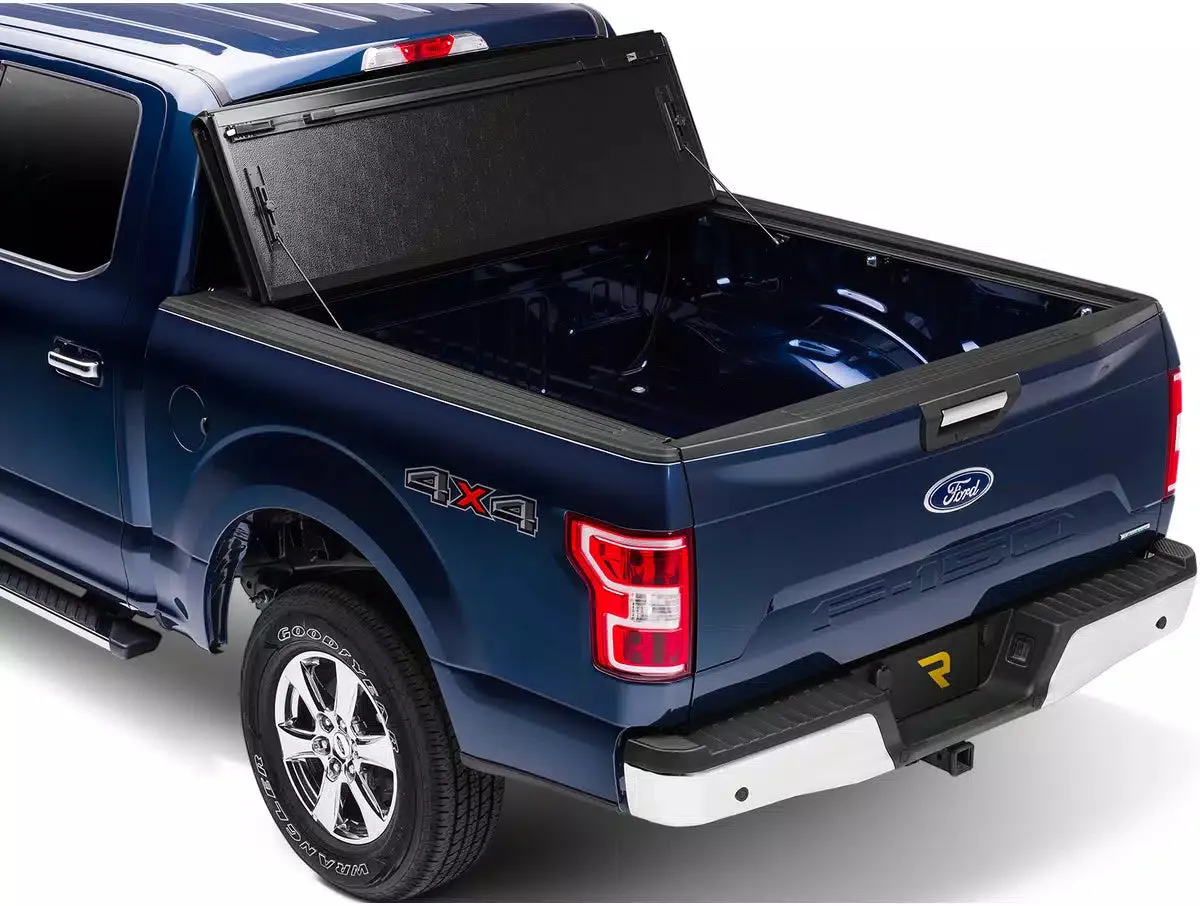 24c Tacoma 5ft Bakflip Fibermax Folding Tonneau Cover Black product image