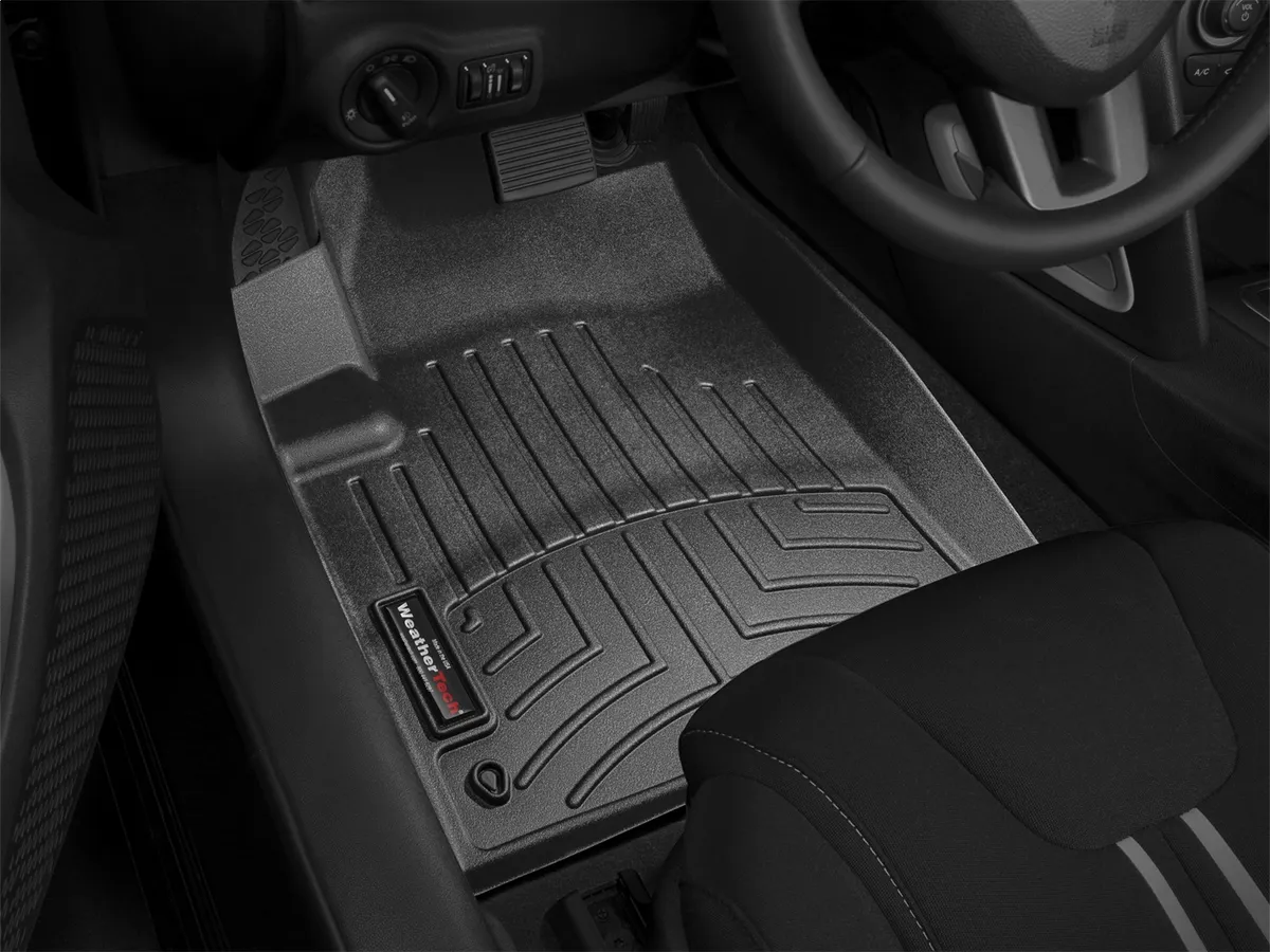 FloorLiner™ DigitalFit®; Black; Front; product image