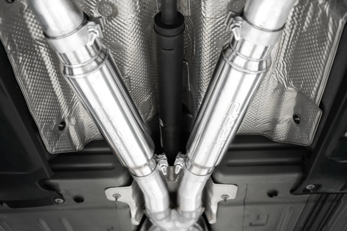 15-23 Dodge Challenger T304 Stainless Steel 3 Inch Dual Cat Back Quad Tips with Carbon Fiber Tips (Street Version) Exhaust System MBRP product image