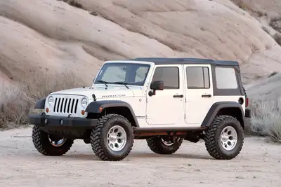 Fabtech Basic Lift System w/Shocks; 3 in. Lift; w/Performance Shocks;