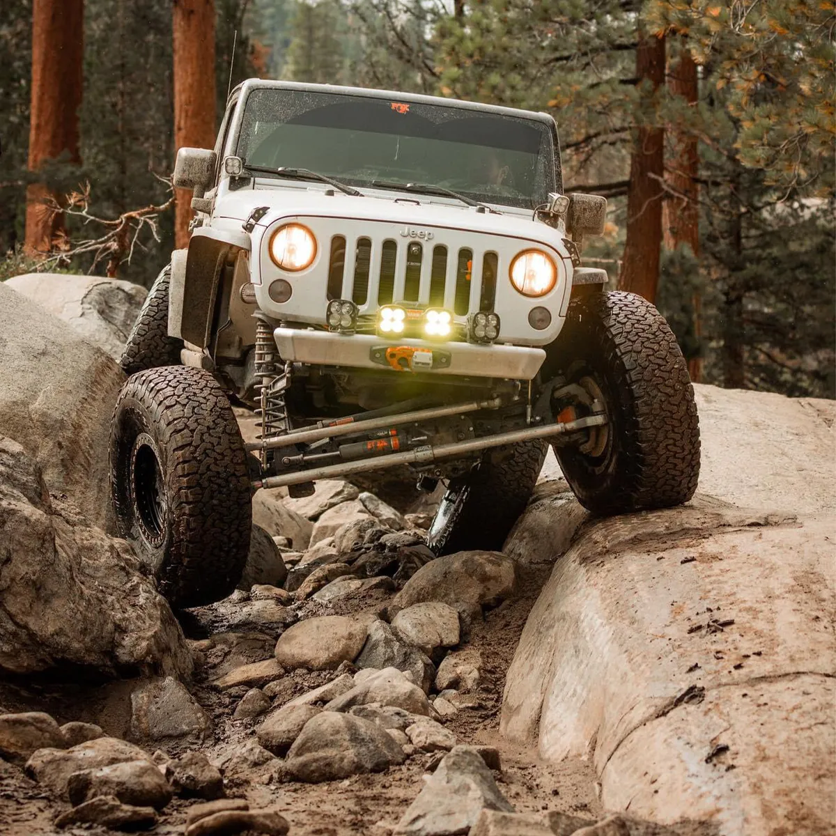 0718 Wrangler Legacy Front Bumper Witho Hoop Raw product image
