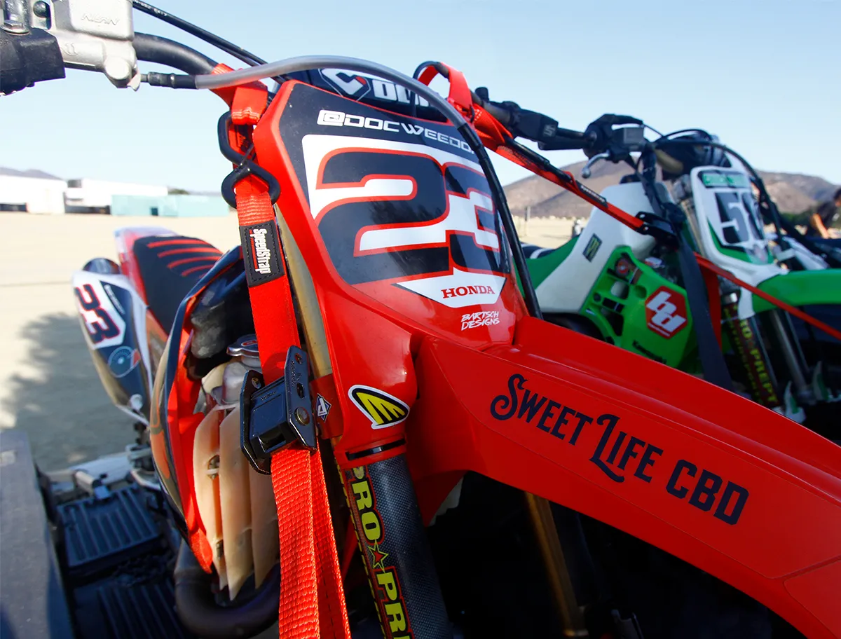 1 Inch x 10' Cam-Lock Tie Down with Snap S-Hooks and Soft-Tie 2 Pack Red SpeedStrap product image