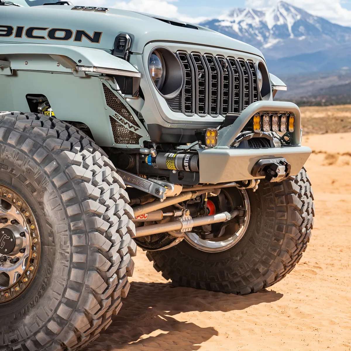 18c Wrangler Legacy Front Bumper With Hoop Raw product image