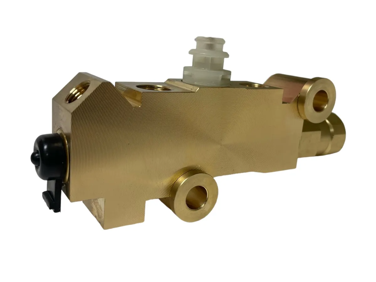 LEED Brakes Proportioning Valve - Disc/Drum Brass product image