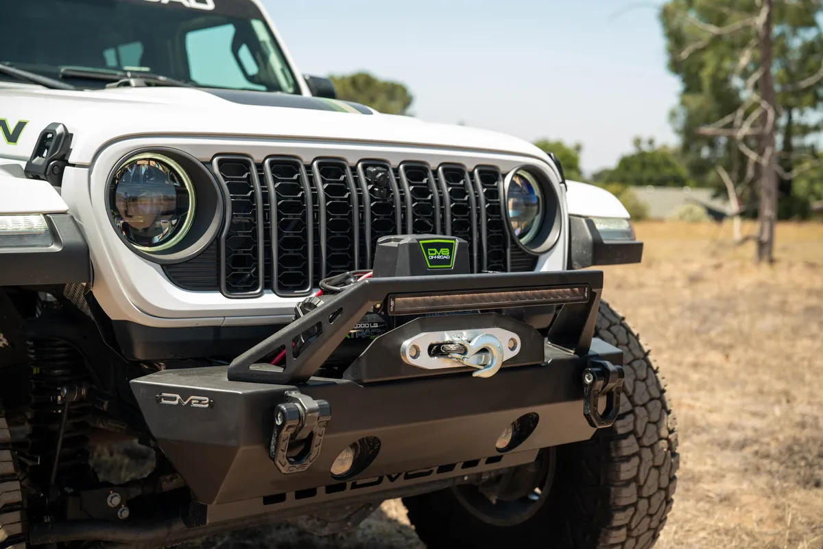 DV8 Universal Offroad Xtract 12k Synthetic Rope Winch product image