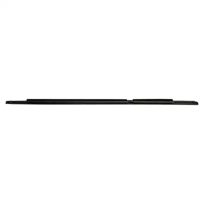 Crown Automotive Jeep Replacement Right Rear Door Glass Weatherstrip For 20072017 Jeep mk Compass (Outer)