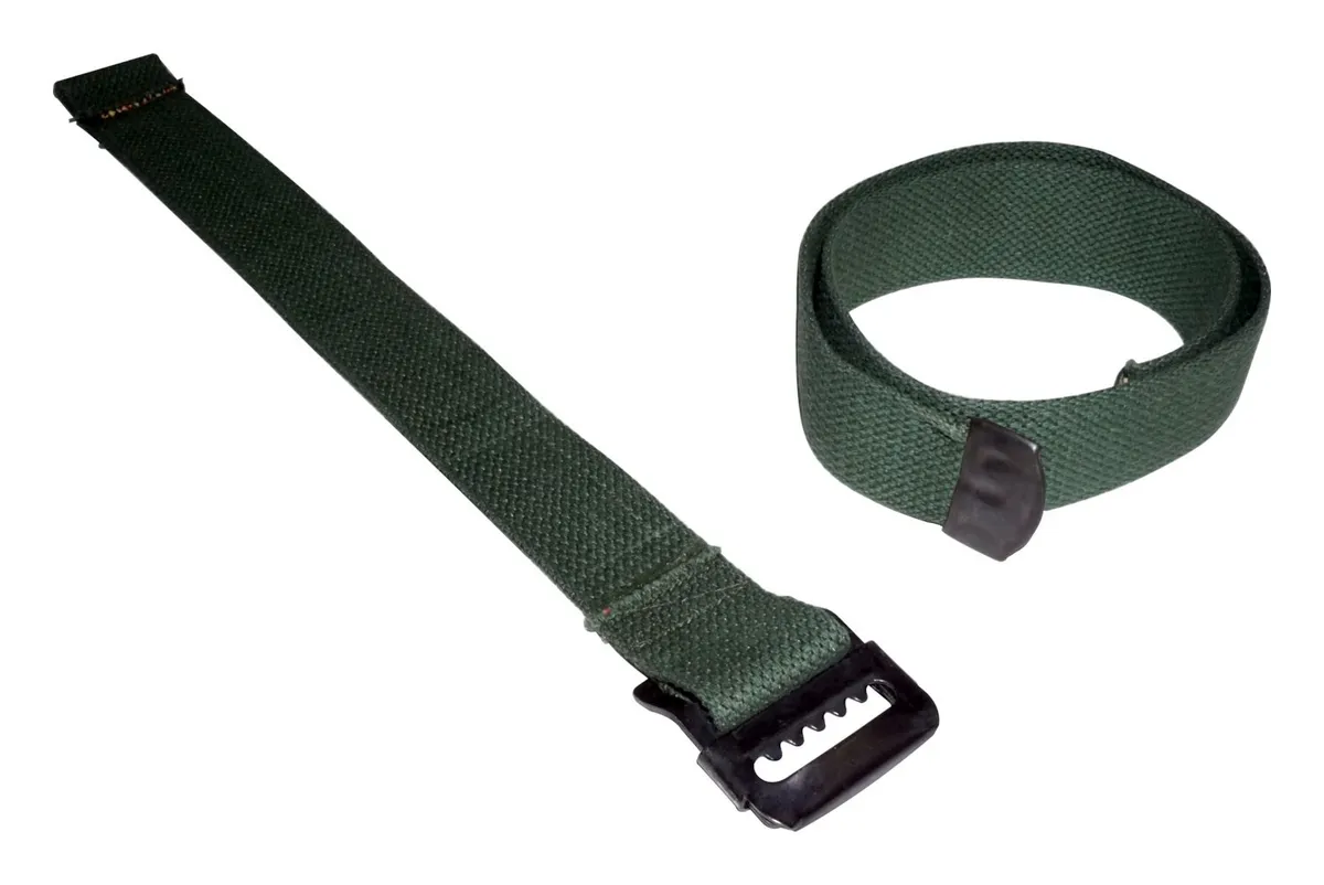 Crown Automotive Jeep Replacement A4127 Jerry Can Strap Set for 1941-1945 Jeep MB, Military Green product image