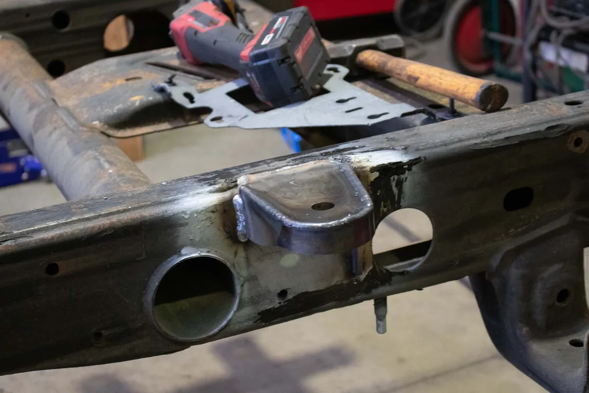 Rust Buster 2011-2018 Chevy Siverado 2500hd And 3500hd W/Srw Gmc Sierra 2500hd And 3500hd W/Srw Rear Bed Mount Left Side Rb7827l product image