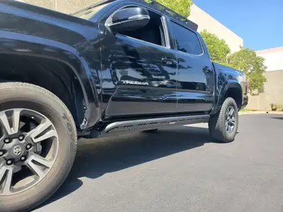 Go Rhino Go Rhino FS4429T - Dominator Xtreme D1 SideSteps With Mounting Bracket Kit - Textured Black