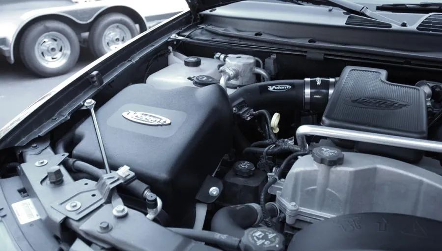 Closed Box Air Intake (15742) 2006-09 GMC Envoy, 2006-08 Chevrolet Trailblazer, 2006-08 Isuzu Ascender 4.2L L6 [OBSOLETE] product image