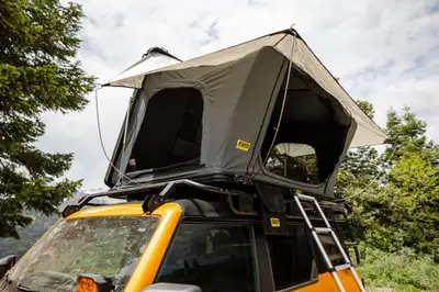 Smittybilt Aluminum Popup Roof Top Tent