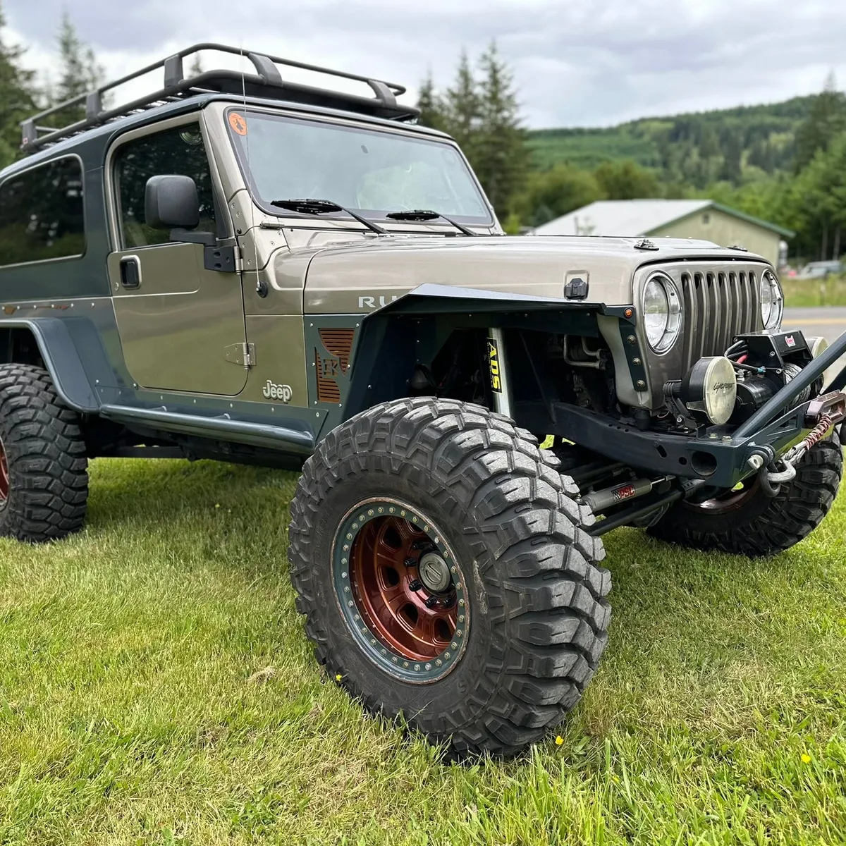 Diamond Series High Clearance Front Fenders for Jeep TJ Wrangler product image