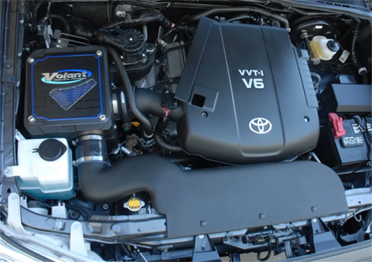 Cold Air Intake Kit; Incl. Closed Filter Box w/RAM Air Scoop/Air Duct/Pro5 Filter/Connectors/Clamps; product image