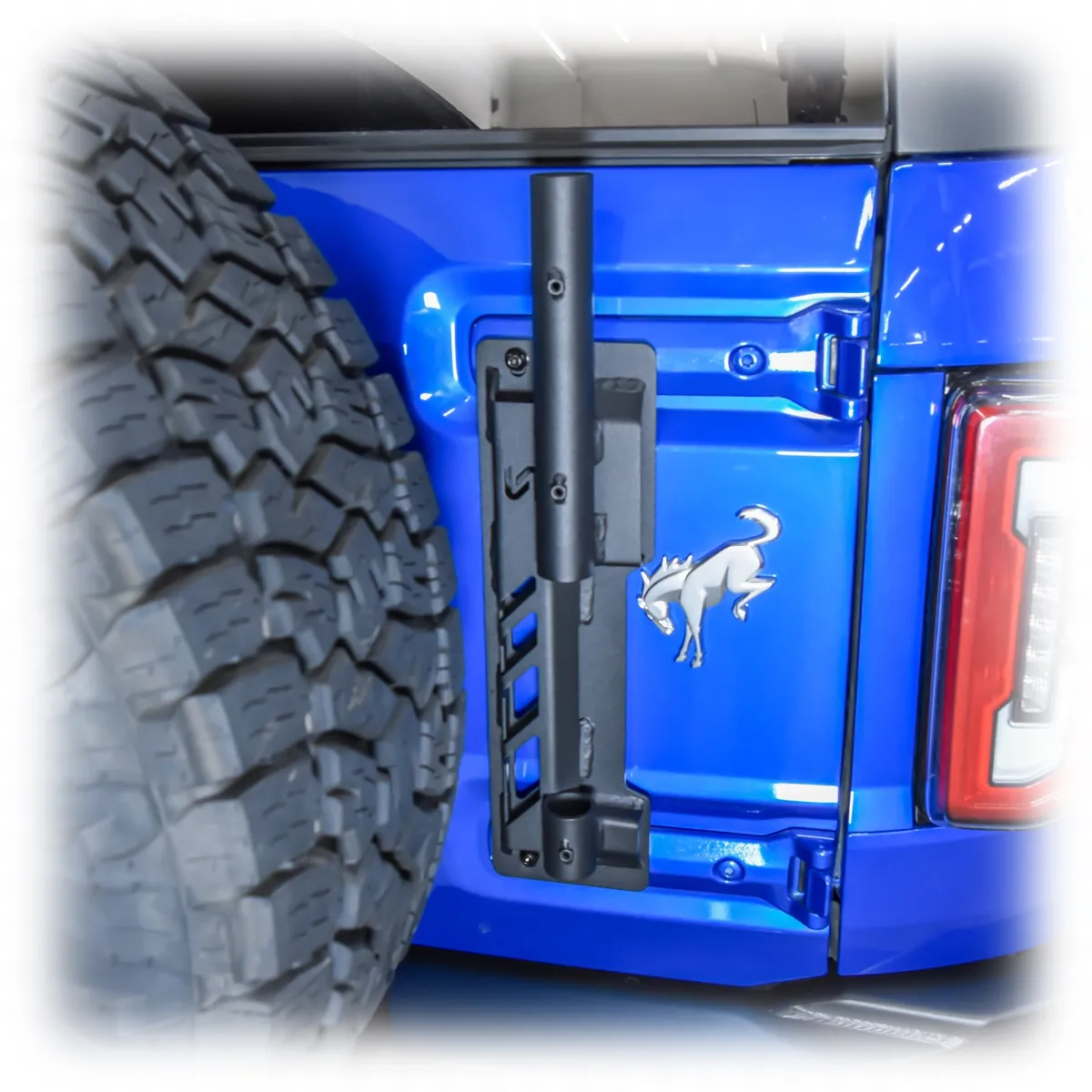 21c Bronco (Excludes Raptor) HD Tailgate Flag Mount product image