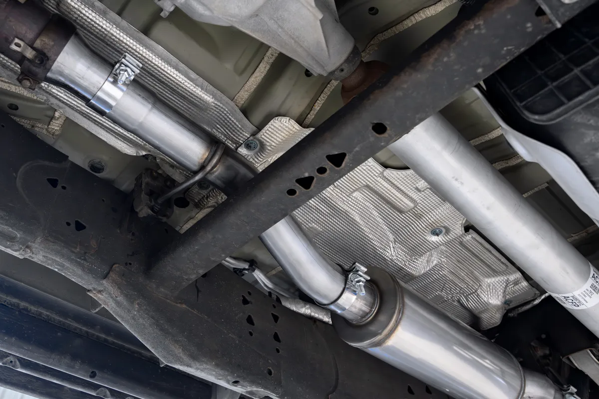 21-Present Chevrolet/GMC Tahoe/Yukon 3 Inch Cat Back Dual Split Rear Exhaust System, Armor Pro T304SS with Quad Carbon Fiber Tips MBRP product image