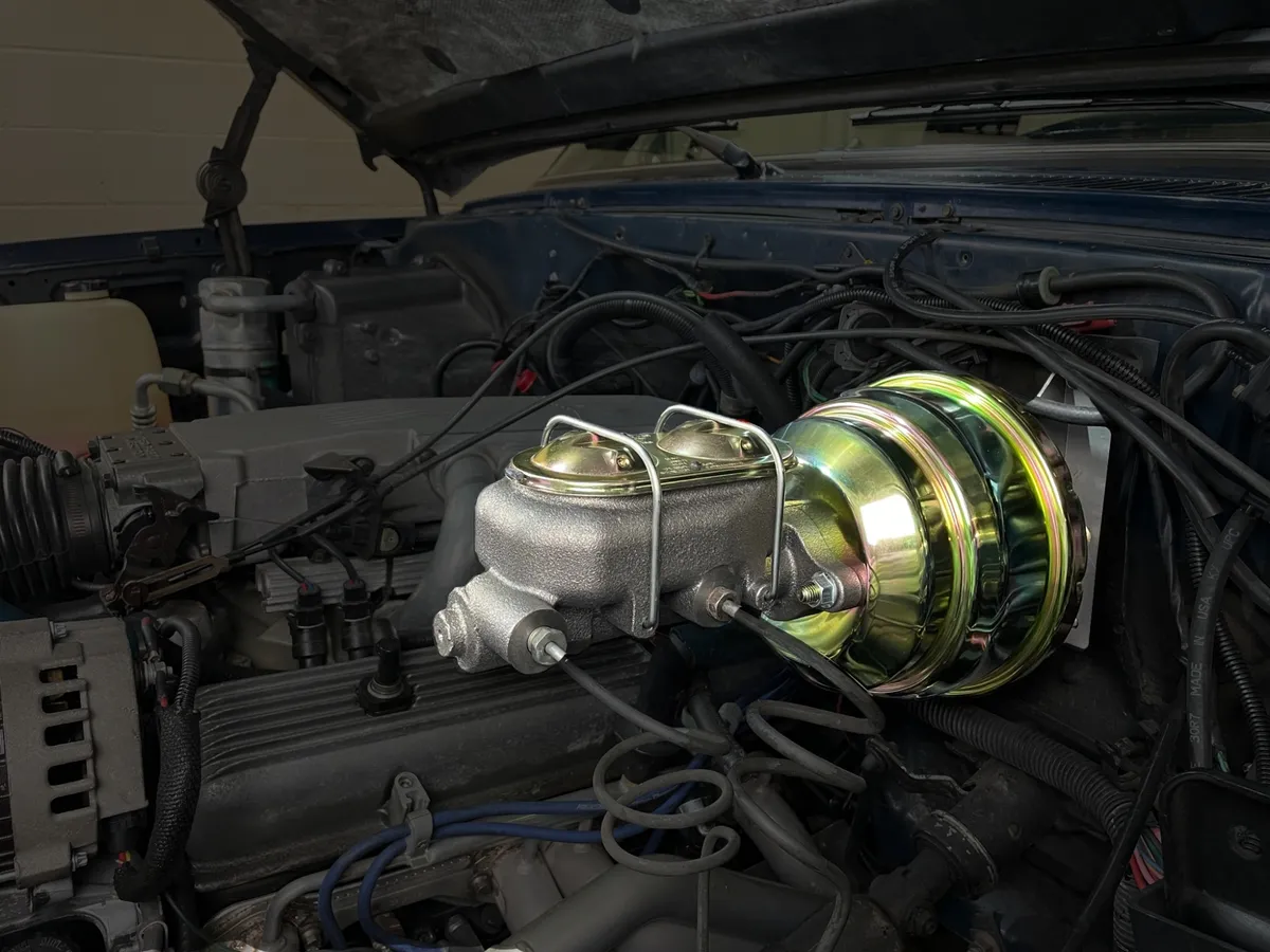 Leed Brakes PBKT6001 Power booster kit 8 inch dual booster 1-1/8 inch bore master (Zinc) product image