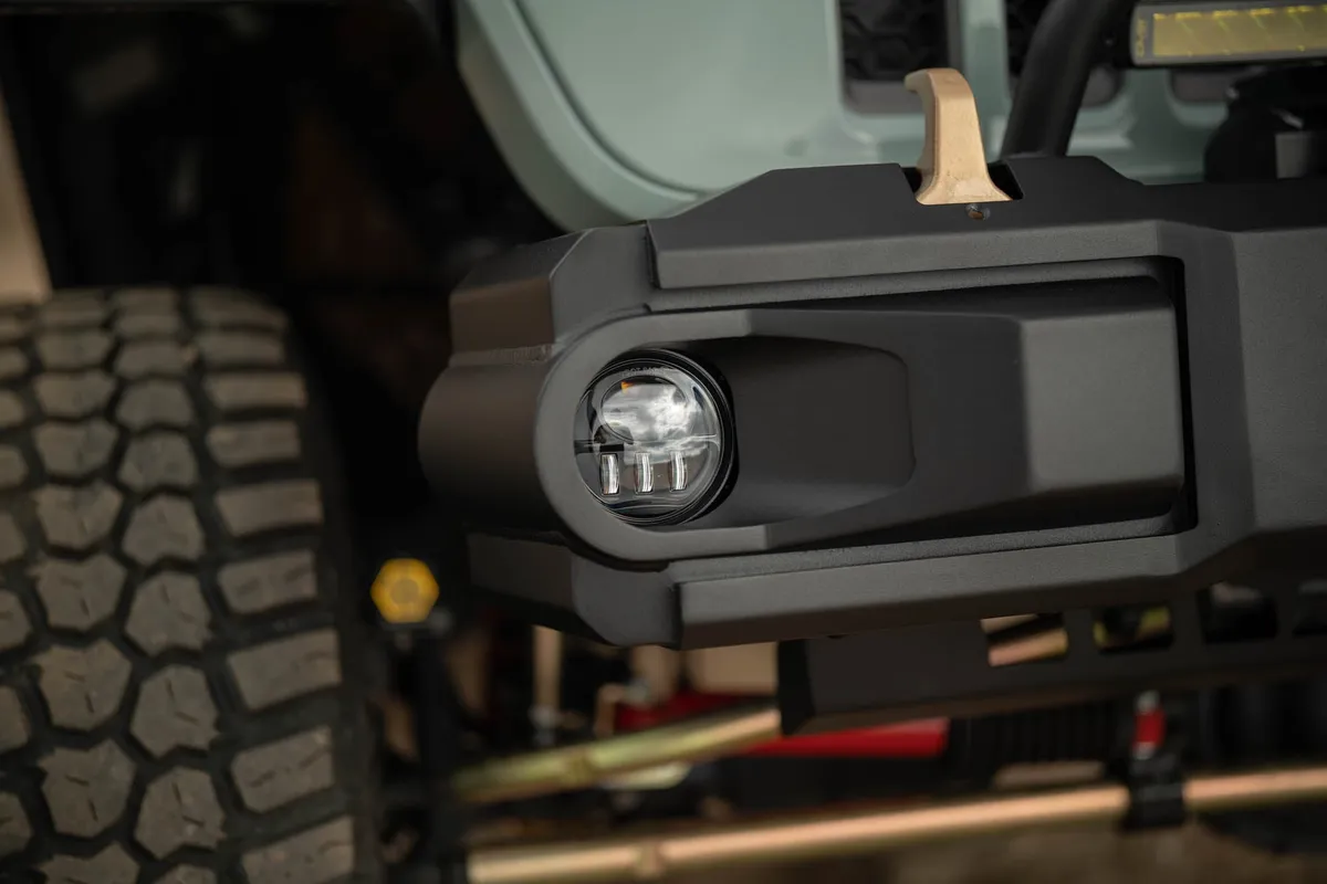 2018-2025 Jeep Wrangler JL & 2020-2025 Gladiator JT DV8 Offroad OE Plus Front Bumper product image