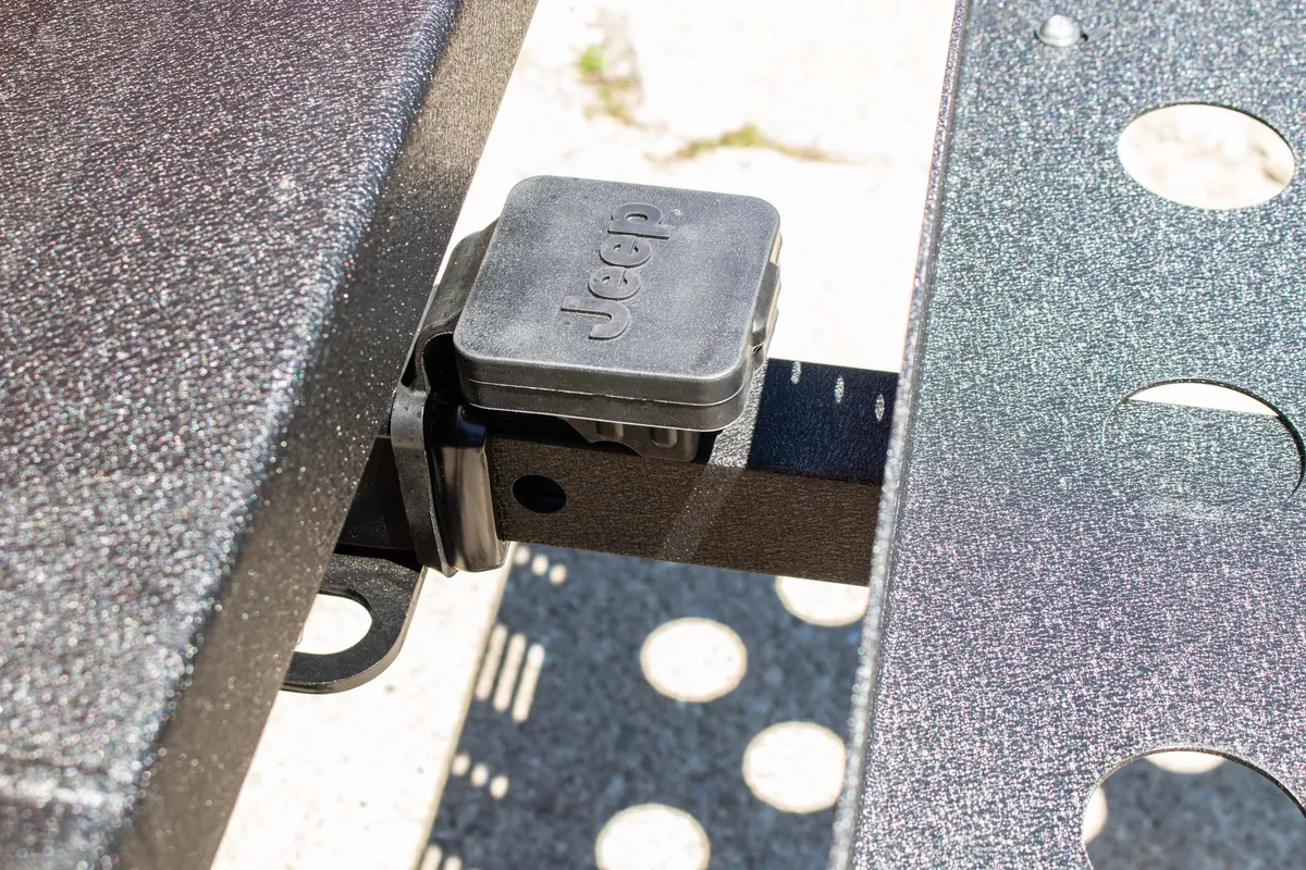 8-gauge steel, Black powder coat, Stainless Steel hardware, 40 in. long x 19 in. wide product image