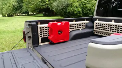 Motobilt Jeep Gladiator Bed Rack Driver Side MOLLE Panel For 20-Pres Jeep Gladiator Each Motobilt